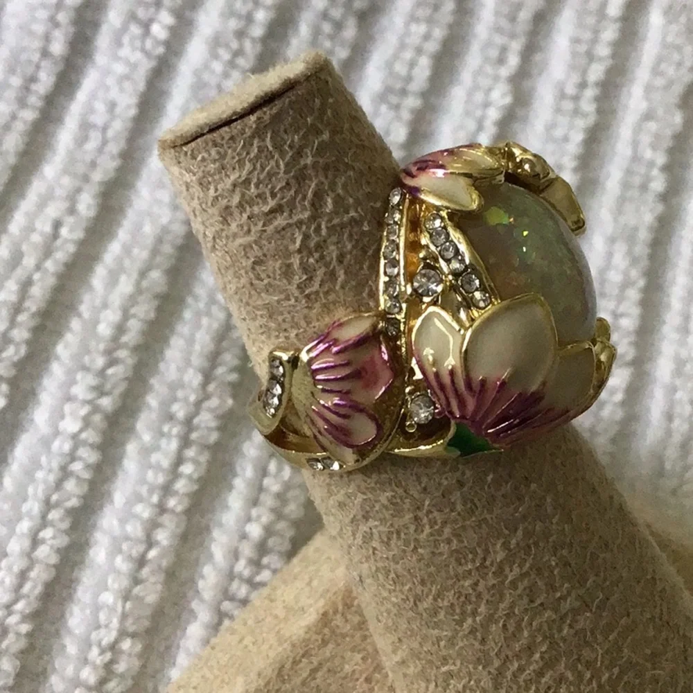 New Opal Floral Ring - Picture 2 of 7